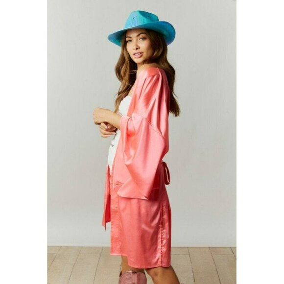 Wild Side Embroidered Tiger Pink Kimono Robe - Picture 6 of 7